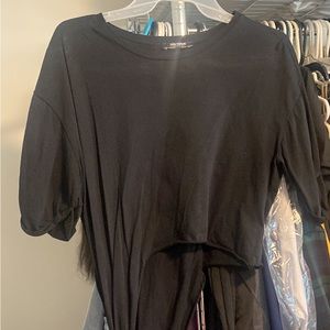 Zara women’s large knotted graphic tee